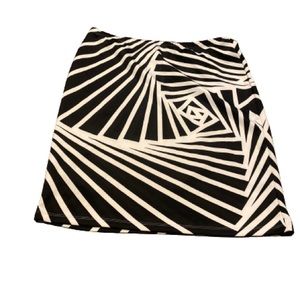 ASHLEY STEWART Black and White Abstract Mini Skirt Plus Sz 22/24 NWT